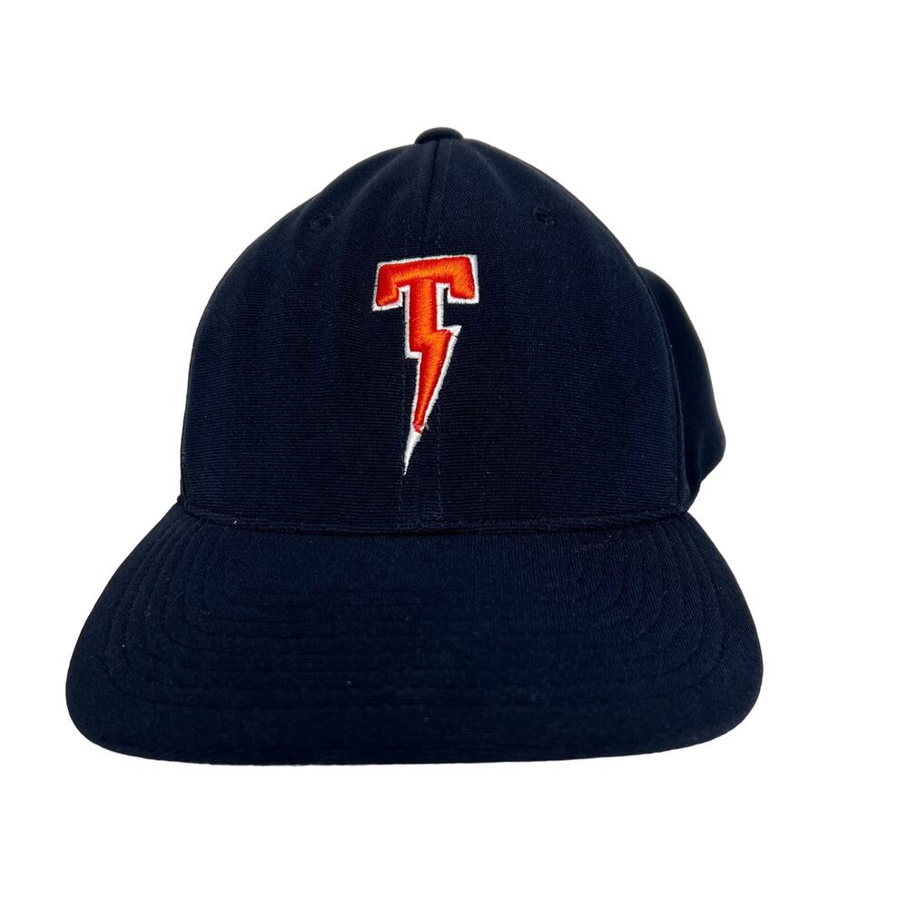 PACIFIC HEADWEAR Performance Fitted Cap T-Lightning Red Logo Black Size L-XL